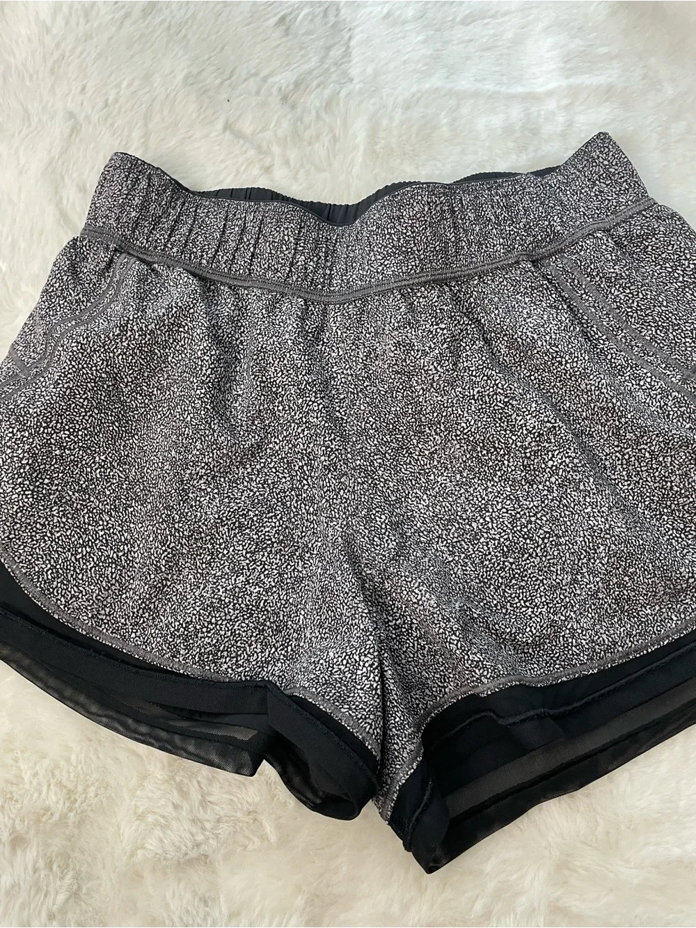 lululemon athletica reversible Women's Running Shorts